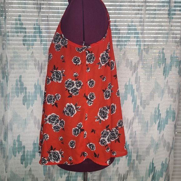 Torrid - Floral crisscross cami - Picture 3 of 7